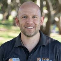 Ross Benton's Instagram, Twitter & Facebook