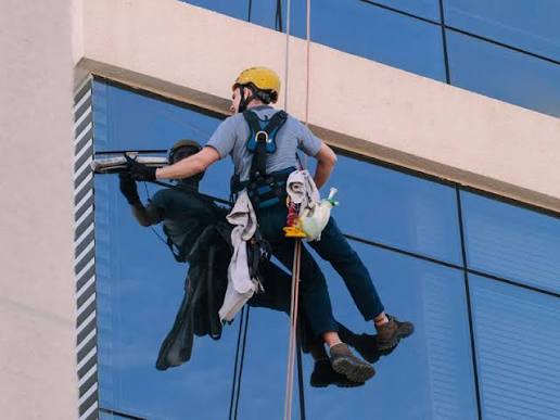 Facade and building maintenance
