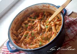 Al jaren zenden we shows uit van deze beroemde chef. Pasta A La Jamie Oliver Met Zoete Tomaten Aubergine En Mozzarella Recepten Diner Vegetarische Recepten Lekker Eten