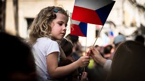 Sudetská demonstrace, či demonstrace sudetských němců z úterý 4. Milion Chvilek Pro Demokracii Demonstrace Za Nezavislou Justici Fotograf Standa Cihak