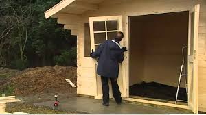 Construire Un Abri De Jardin Youtube Abri De Jardin Jardins Abri