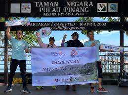 Yang nak bercuti di penang, boleh semak semua 47 senarai tempat menarik di penang & tempat makan best dan sedap di pulau pinang yang kami dah susun cantikkkkk.untuk anda. 6 Tempat Menarik Di Balik Pulau Bagi Pencinta Alam Semula Jadi