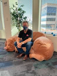 Изучайте релизы martin rösch на discogs. Martin Roesch On Twitter Oh Hey I Hear The Internet Is Interested In My Couch