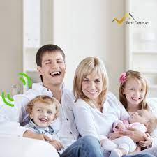 The ehouse ultrasonic repeller drives away various bugs and pests, including rats, rodents and flies among other insects. Ultrasonic Gnat Repeller Get Rid Of Gnats In 48 Hours Or It S Free Dbzon
