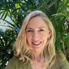 Jennifer Wood (jenho27@)