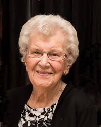 Christine Saunders Obituary