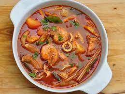 Try the kuey teow special at here. Resepi Tomyam Thai Istimewa