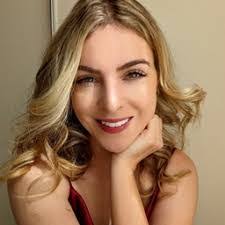 Lauren Chaplin's Instagram, Twitter & Facebook