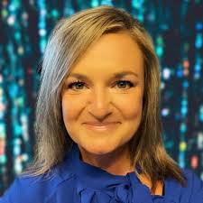 Jess Spalding (@JessIAWineChic)