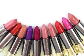 These twenty were the ones available to tampered: Urban Decay Vice Lippenstift