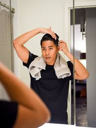 pompadour frisur fur manner styling ideen fur den beliebten haarschnitt neu frisuren 2018 beliebte haarschnitte beliebteste frisuren schmalzlocke