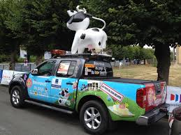 Total Covering De La Voiture Ouvreuse Du Tour Cycliste Poitou Charentes Client Aop Beurre Charentes Poitou Voiture Covering Beurre