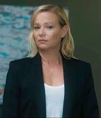  Samantha Mathis Wikipedia