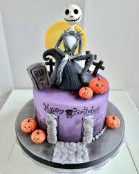 Maybe you would like to learn more about one of these? 609 Likes 5 Comments Bella S Bakery Bellasbakery On Instagram 23 Bellasbakery Nightmare Before Christmas Cake Halloween Cakes Jack Skellington Cake