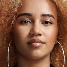 Danielle Sneed's Instagram, Twitter & Facebook