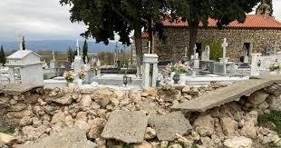 Σύμφωνα με την απογραφή του 2011, έχει 22.833 κατοίκους. Sobares Zhmies Sto Nekrotafeio Toy Xwrioy Kalli8ea Ths 8hbas Prokalese O Seismos