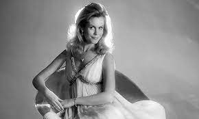 While fans loved the show for its goofy humor, charming characters and outrageous magic. Here S What Happened To Bewitched Star Elizabeth Montgomery