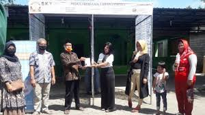 Terhadap suatu usaha masyarakat setempat. Peringati Hut Ke 4 Sky Clinic Gelar Bakti Sosial Lawan Corona Di Bintaran Kulon Bantul Tribun Jogja