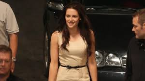 Kristen stewart breaking dawn premiere. Honeymoon Dress Worn By Bella Kristen Stewart As Seen In The Twilight Saga Breaking Dawn Part 1 Spotern