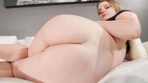 Verveelde Blonde tiener Eliza Eves geeft stiefvader geile JOI