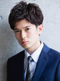 成人式スーツに合う髪型って男性向けおすすめヘアスタイル集