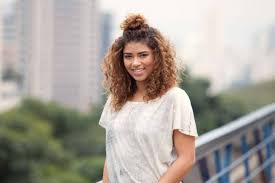Nutmeg dark hair with caramel highlights. Caramel Highlights 30 Ways To Wear The Color All Things Hair Us