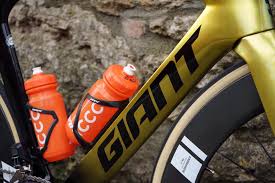 Eéndags specialist greg van avermaet praat hieronder over wat de nieuwe tcr zo bijzonder maakt! Facebook