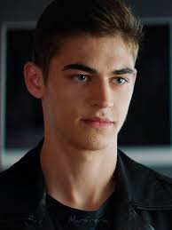 Hardin Scott mi crush del 2019 😍😍 #hardinscott #herofiennestiffin  #herofiennestiffiin #aftermovie #after #fypviral #fypviralシ #mytype