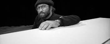 The title is the singer's date of birth, but the song was not autobiographical. Sanremo 2021 Nella Sera Dei Duetti Il Festival Dimentica 4 Marzo 1943 La Repubblica