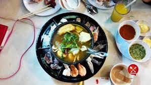 Jadi sebelum anda menerjah masuk kedai steamboat pastikan anda periksa logo halal di setiap kedai yang dikunjungi. Kedai Tempat Makan Steamboat Yang Sedap Paling Best