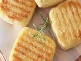 Un secondo di carne economico e con una ricetta semplicissima da eseguire. 3 Idee Di Ricette Economiche Per Secondi Piatti Con Patate