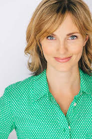 Lori Born's Instagram, Twitter & Facebook