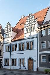 Unter der nummer hrb207871 beim amtsgericht stendal wurde die firma pro haus immobilien gmbh registriert. Weissenfels Wikipedia