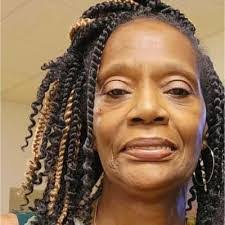 Daisy Sams's Instagram, Twitter & Facebook