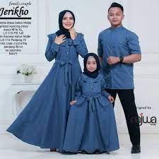 Jakarta, 17 oktober 2011 hal: 102 Gaya Baju Couple Ayah Ibu Dan Anak Perempuan Paling Bagus Modelbaju Id