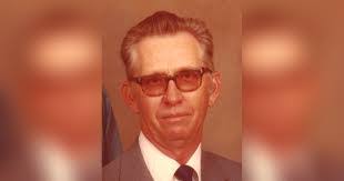 Paul Bruner's Instagram, Twitter & Facebook