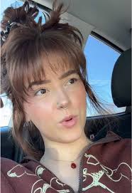 The Power of Giving in Server Life Stories