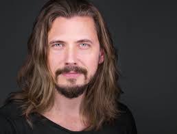 Thomas Voss's Instagram, Twitter & Facebook