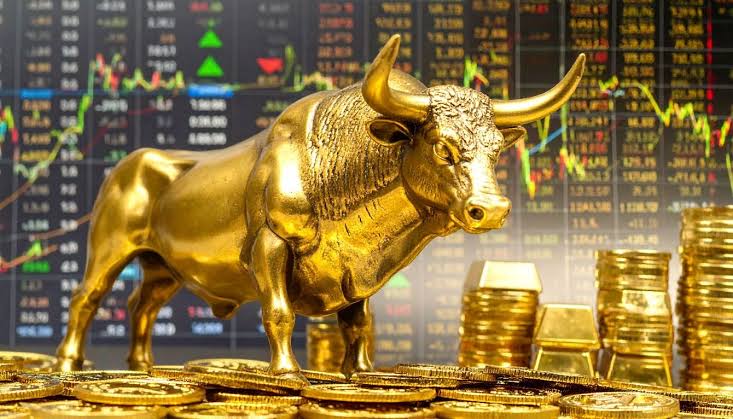 Gold Hits Fresh Record Above $2,420 on Safe-Haven Demand