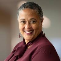 Donna Simms's Instagram, Twitter & Facebook