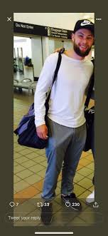 Последние твиты от what's buzzin with jake muzzin? How Do You Feel About Jake Muzzin Absolute Weapon Down Low Stevedangle