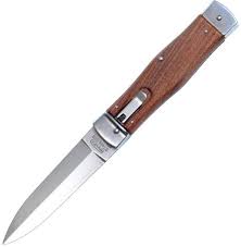 It's called holding it limp wristed. Mikov Predator 241 Nd 1 Hammer Muziker