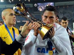 Para los mexicanos las semifinales han vuelto a ser una barrera infranqueable, ya que tras cuatro participaciones en el mundial de clubes, los rayados solo han logrado alcanzar la tercera posición en la competición en 2012. Fifa Exalta Corinthians Como Unico Bi Mundial Fora Da Europa Lance