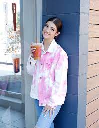 Последние твиты от dunkin' (@dunkindonuts). The Charli Dances Onto The Dunkin Menu Dunkin