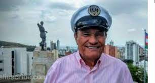 Se trata de un ingeniero civil. Hibmqlv89pmirm