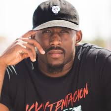 Mike Semple (@_mike_onthe_mic) • Instagram photos and videos