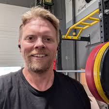 Derek Stoppels (@thestoppelsshow) • Instagram photos and videos