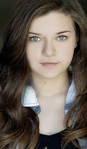 Rachael Pace's Instagram, Twitter & Facebook