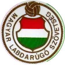 A magyar labdarúgó archívum a magyar futball történelmét teszi halhatatlanná. Magyarorszag Magyar Labdarugo Valogatott Cimerek Csapatok Magyarfutball Hu