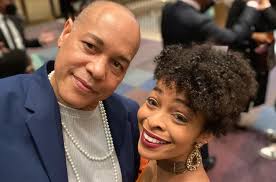 Adrienne (@adriennewells) • Instagram photos and videos